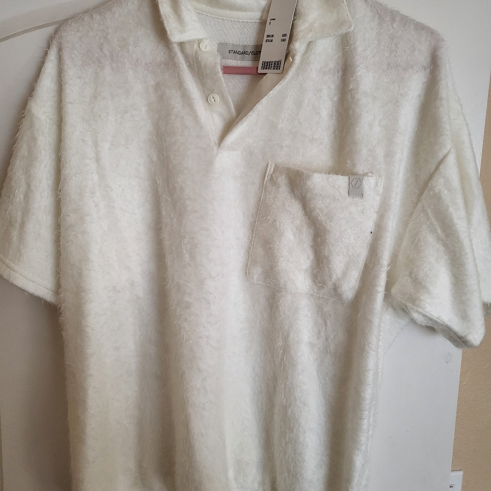 URBAN OUTFITTERS SHIRT.